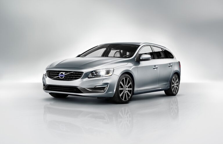 VOLVO V60 2014-2018