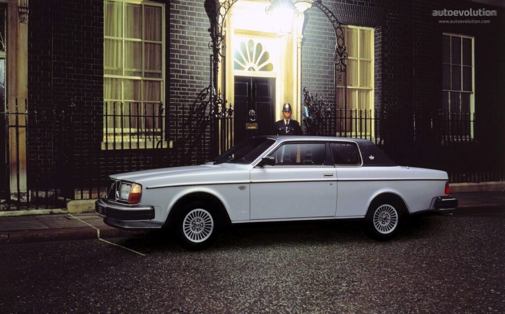 VOLVO 262 C 1977-1981