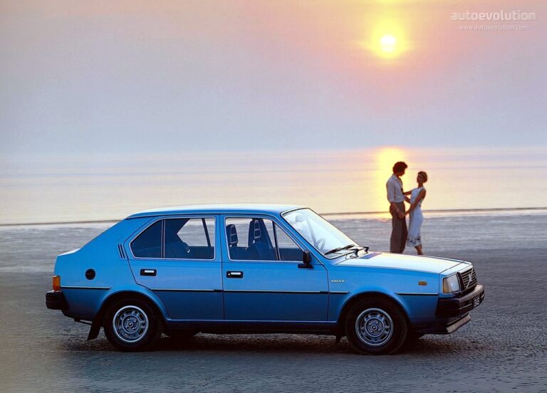 VOLVO 345 1979-1982