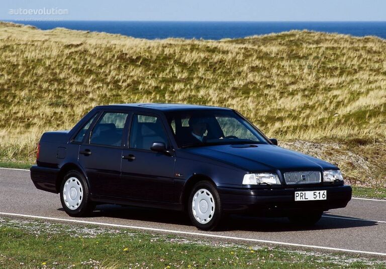 VOLVO 460 1993-1996