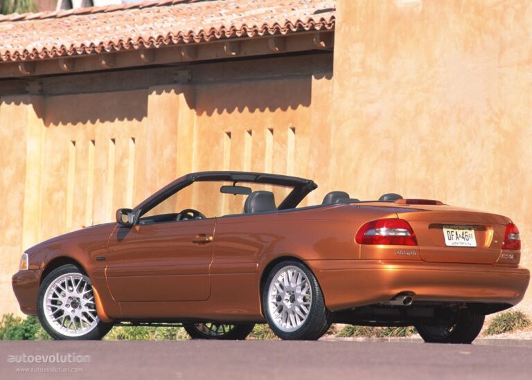 VOLVO C70 Convertible 1999-2005
