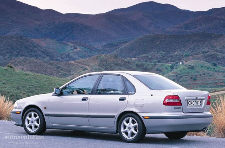 VOLVO S40 1996-2000