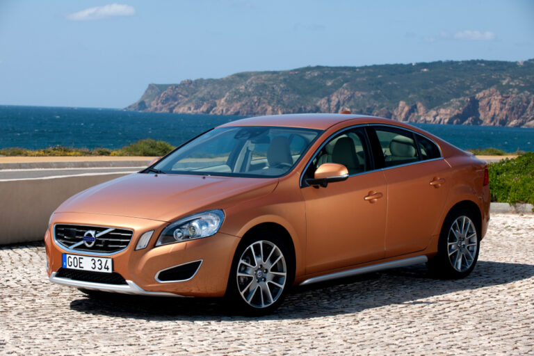VOLVO S60 2010-2013