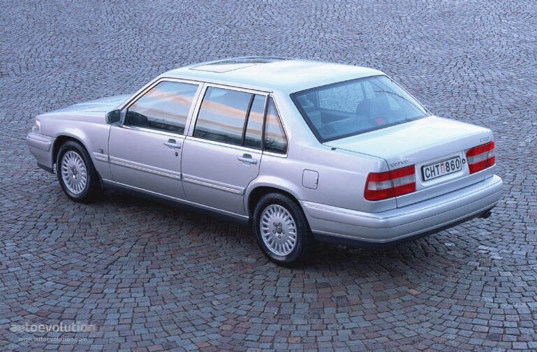 VOLVO S90 1997-1998