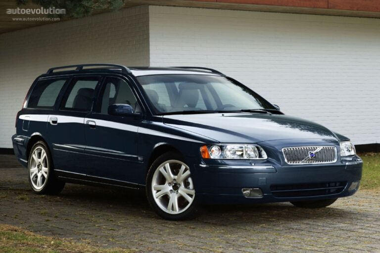 VOLVO V70 2004-2007