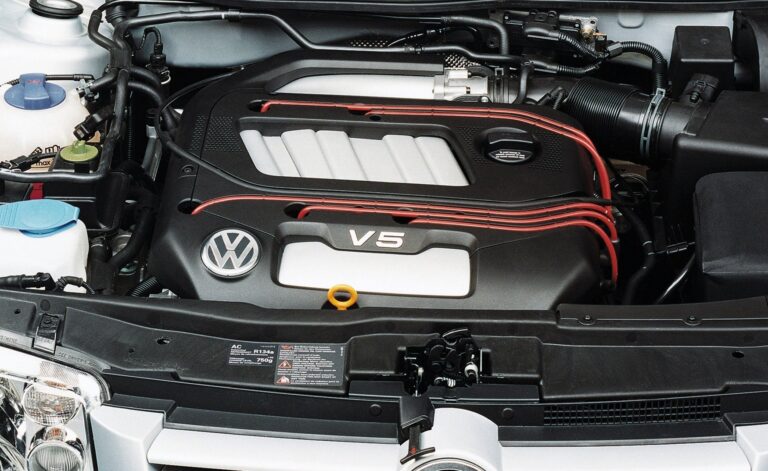 Moc i wytrzymałość pięciocylindrowych silników: Legendarne jednostki w historii motoryzacji