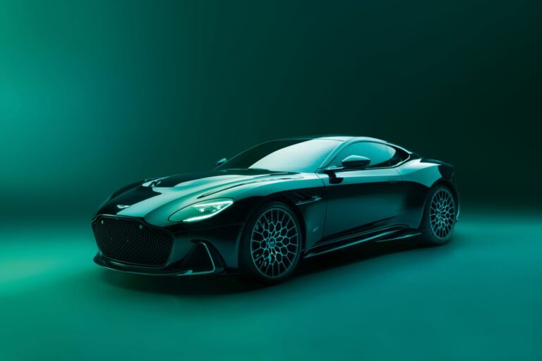 2024 Aston Martin DBS770 Ultimate