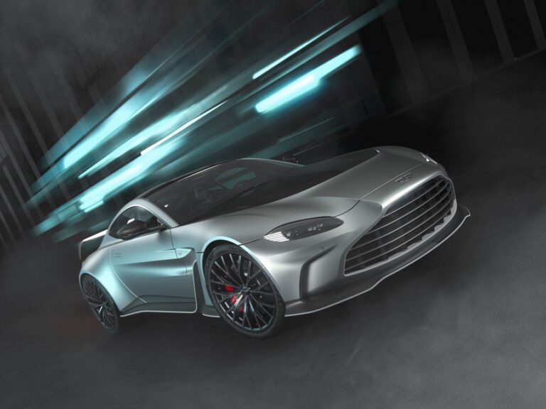 ASTON MARTIN V12 Vantage 2022-Present