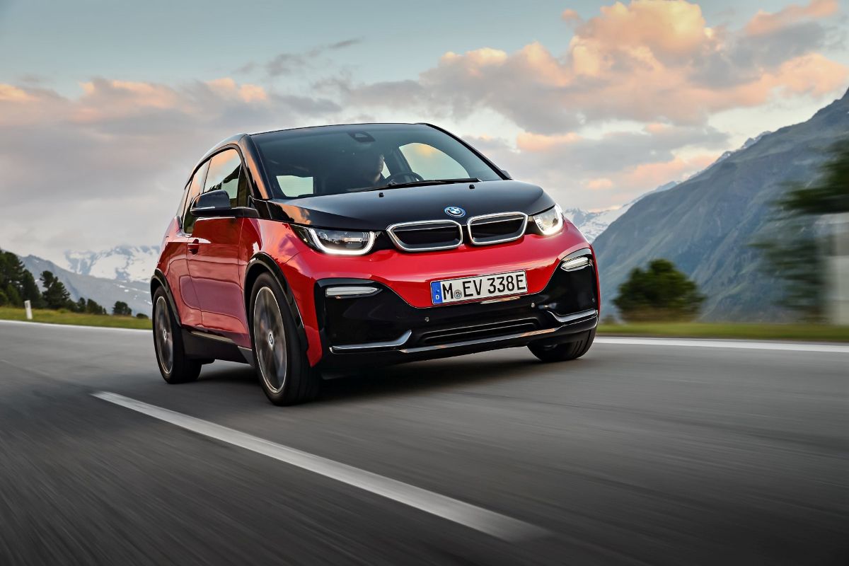 Nowe BMW i3: Powrót do korzeni czy zamieszanie z nazwą?