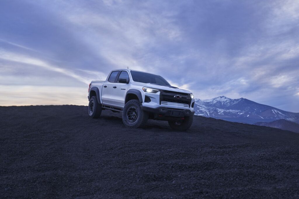 2024 Chevrolet Colorado ZR2 Bison