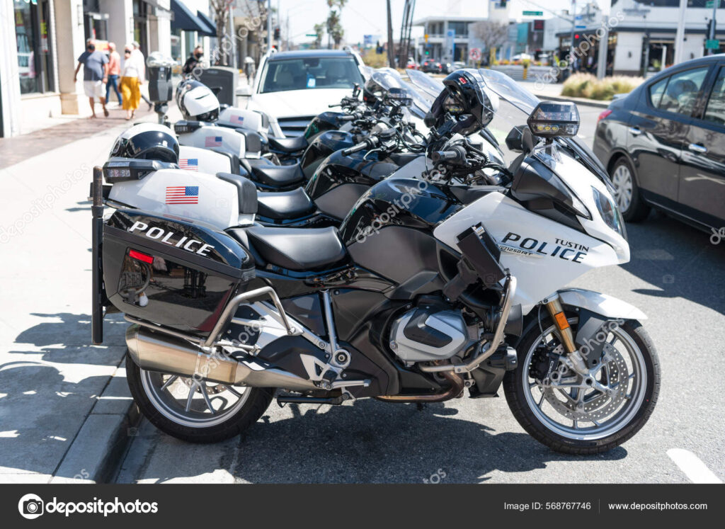 Motocykliści bez opłat za parkowanie: Jak skorzystać z miejskich przywilejów?