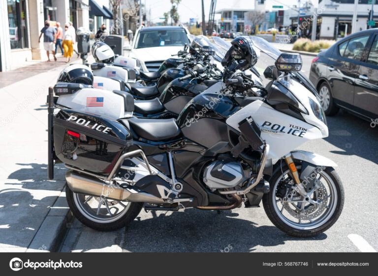 Motocykliści bez opłat za parkowanie: Jak skorzystać z miejskich przywilejów?