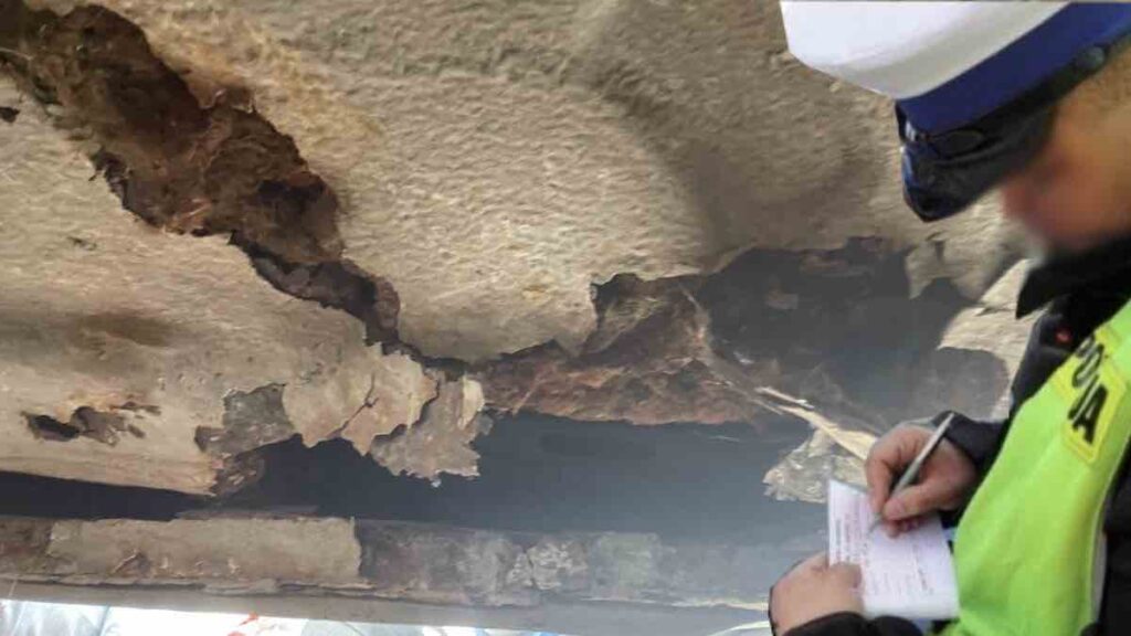 Szantaż w świecie diagnostyki: Oszuści czy sprawiedliwi wojownicy?