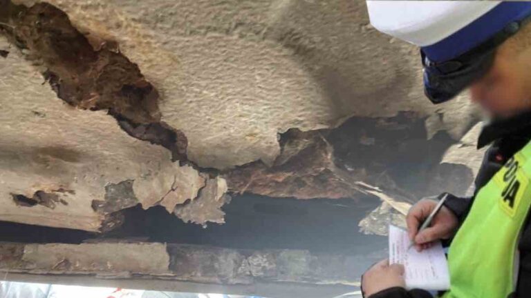 Szantaż w świecie diagnostyki: Oszuści czy sprawiedliwi wojownicy?