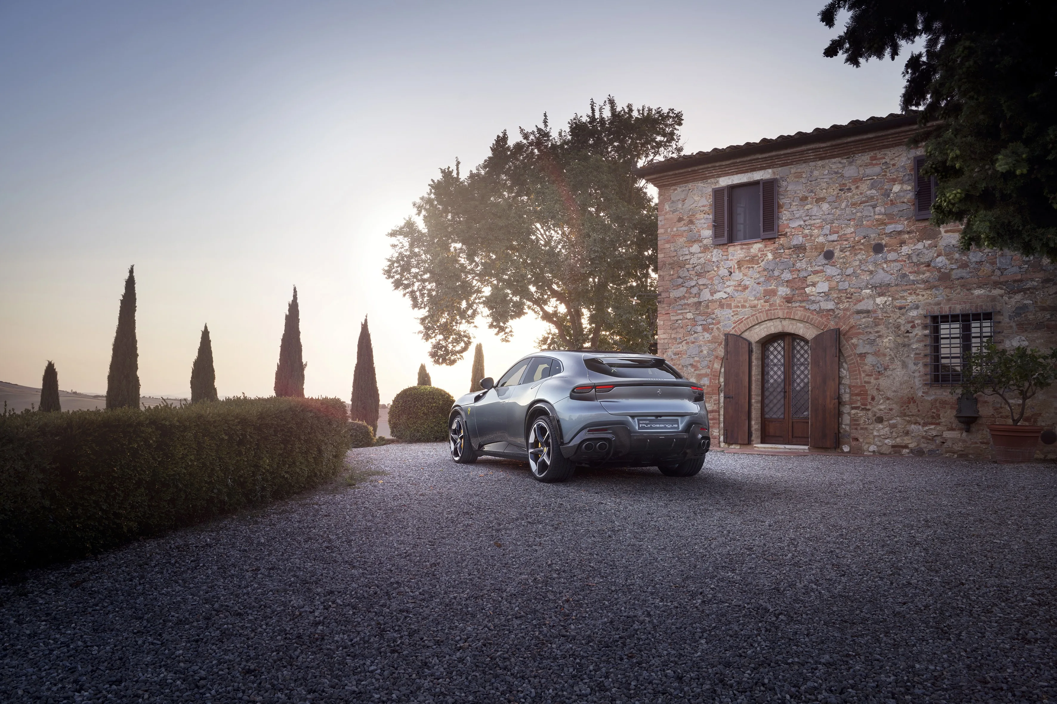 ferrari-purosangue-2022-7305_24.jpg