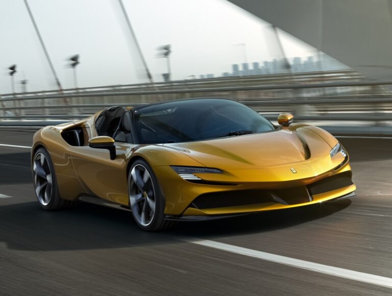 FERRARI SF90 Spider (F173A) 2020-Present