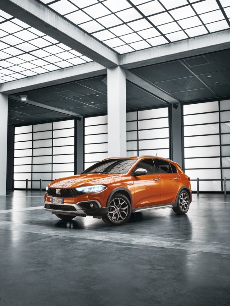 FIAT Tipo Cross 2020-Present