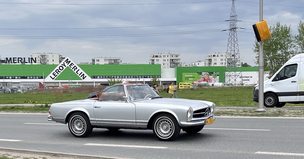 Fotoradar w Warszawie znowu zniszczony po 35 godzinach działania – co dalej z jego ochroną?