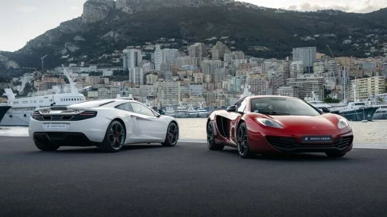 Legendarny McLaren MP4-12C Lewisa Hamiltona na sprzedaż – wyjątkowa okazja dla miłośników motoryzacji