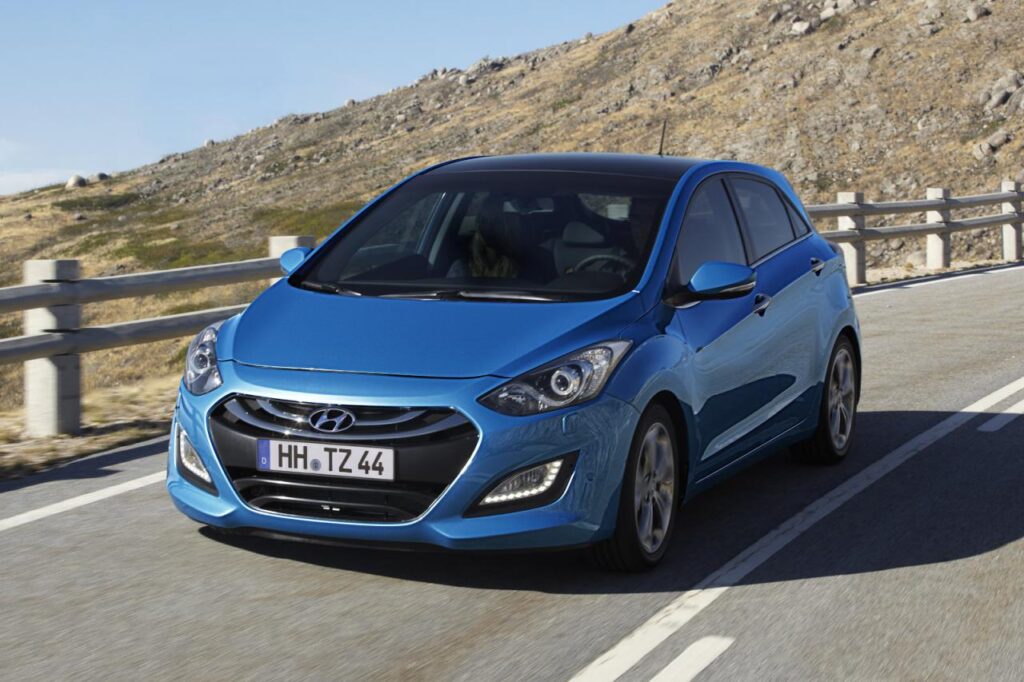 HYUNDAI i30 2012-Present
