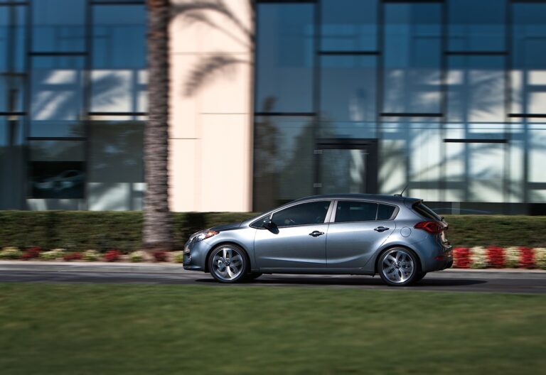 KIA Forte 5 Door 2013-2016