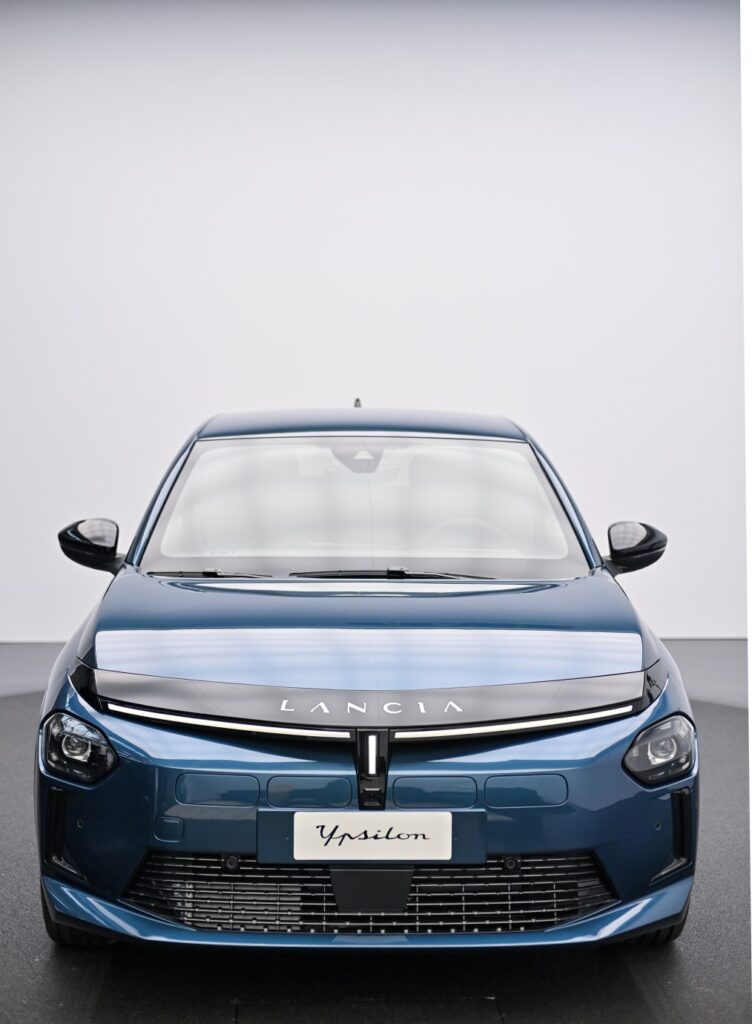 2025 Lancia Ypsilon
