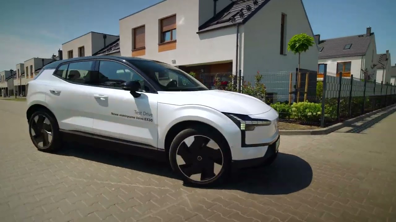 Volvo rozpoczyna produkcję elektrycznego SUV-a EX30 w Belgii