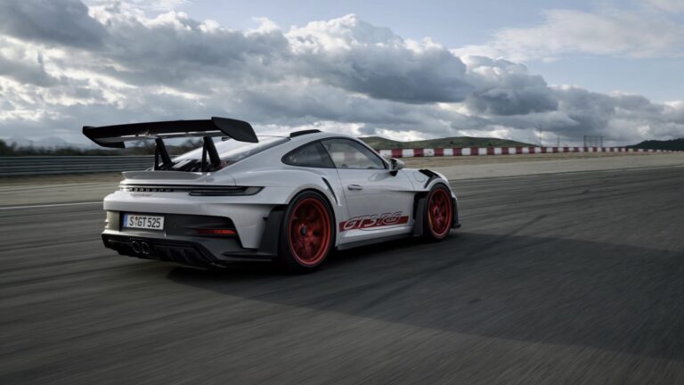 PORSCHE 911 GT3 RS (992) 2022-Present