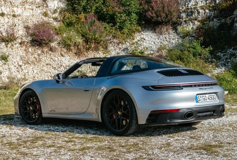 PORSCHE 911 Targa 4 GTS 2021-Present