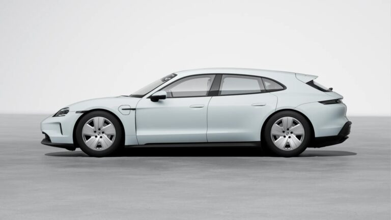 2025 Porsche Taycan Sport Turismo