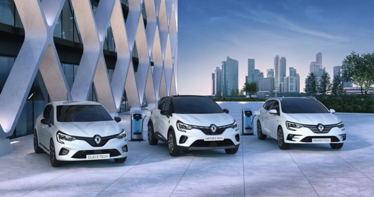 Renault obniża ceny i wzbogaca modele Megane i Scenic E-Tech o nowe funkcje