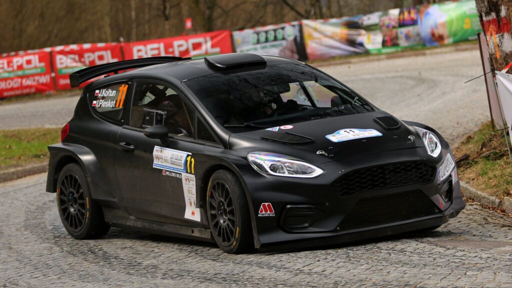 Rajd Świdnicki 2025: Ponad 50 Załóg na Start i Ekscytujące Debiuty w Sportowej Rywalizacji