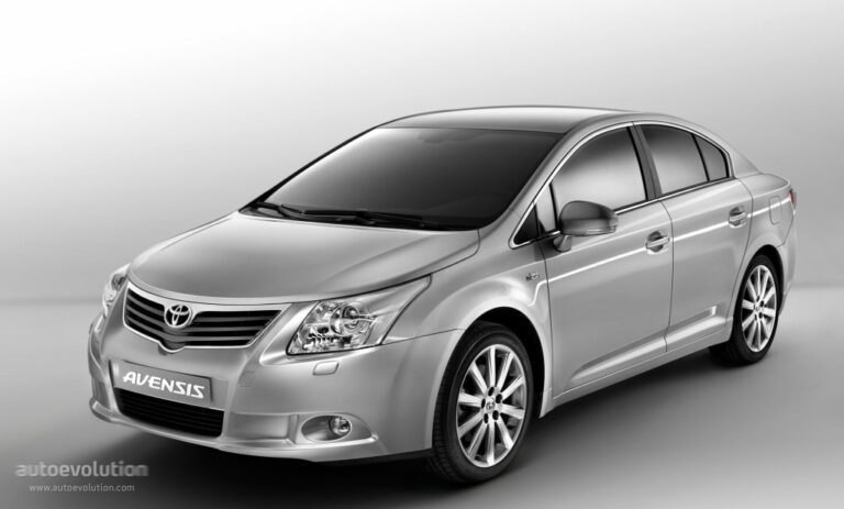 TOYOTA Avensis Liftback 2009-2011