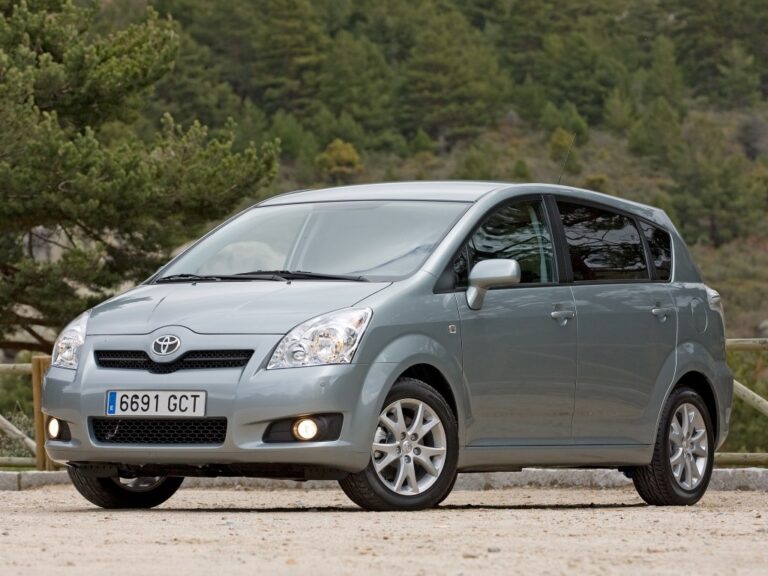 TOYOTA Corolla Verso 2007-2009