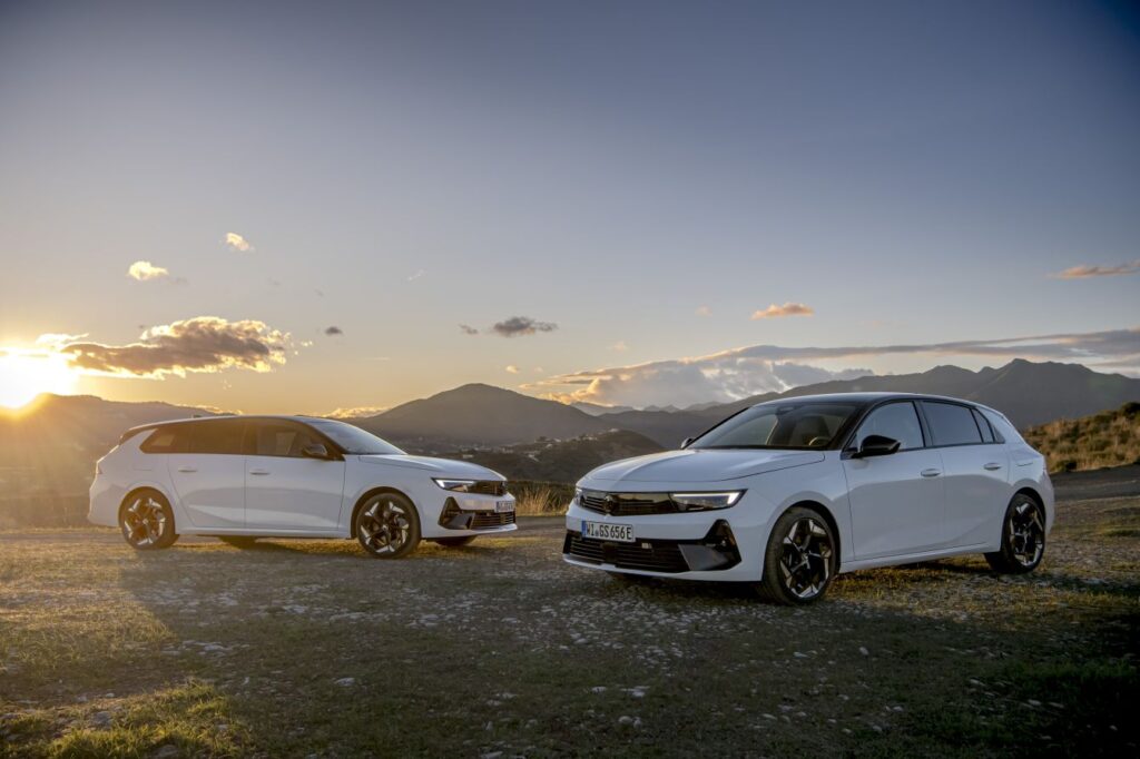 2023 Vauxhall Astra GSe