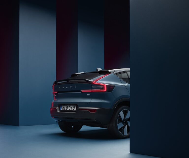 VOLVO C40 Recharge 2021-Present