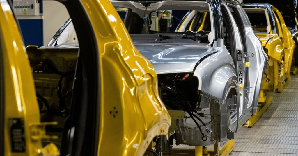 Silniki 600 tys. aut wzywają do serwisów z powodu problemów z olejem silnikowym