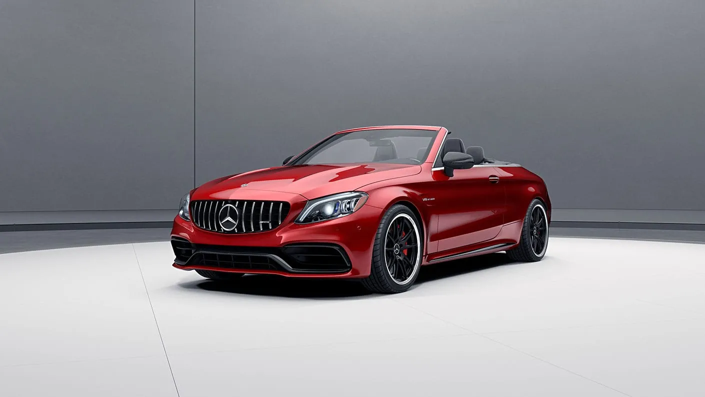 Mercedes-AMG CLE 53 Cabriolet 2025: Wydajność i styl w jednym eleganckim opakowaniu