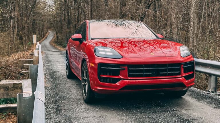 Porsche Cayenne GTS Coupe 2025: SUV