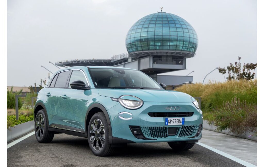 Fiat 600: Stylowy crossover z niskim zużyciem paliwa