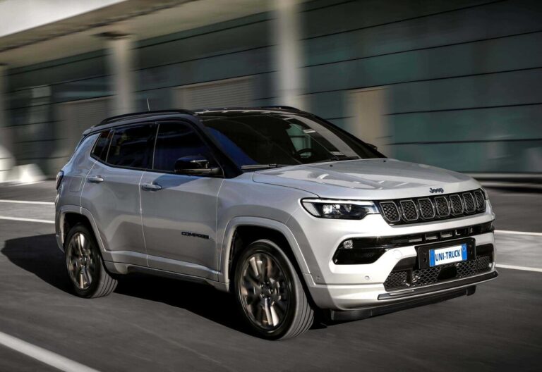 Nowy Jeep Compass 2026: Hybrydowa i elektryczna rewolucja z mocą do 375 KM
