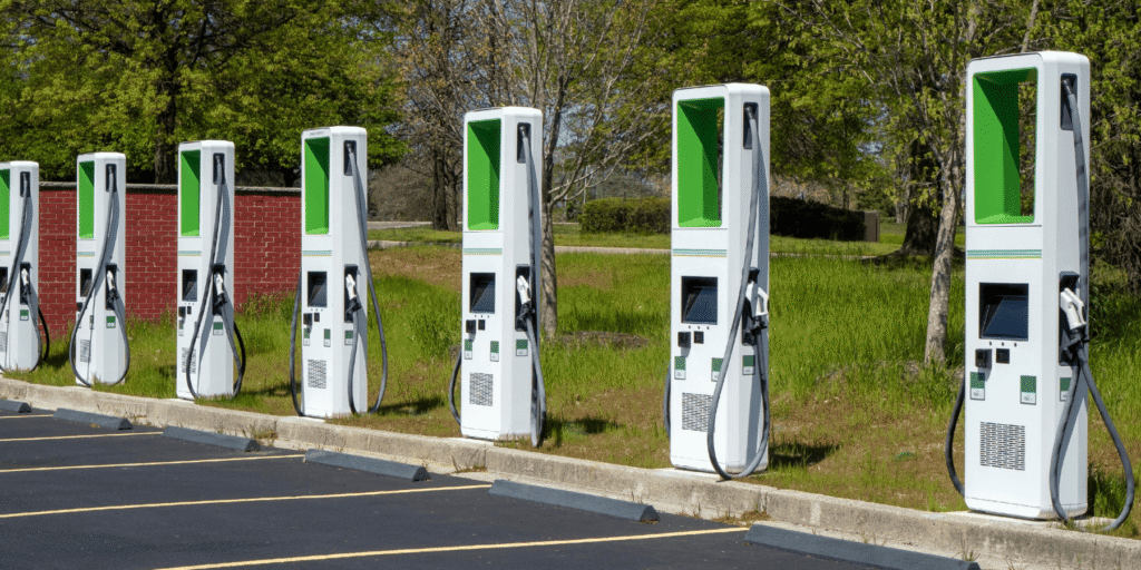 Mercedes-Benz wprowadza globalną sieć stacji ładowania dla pojazdów elektrycznych