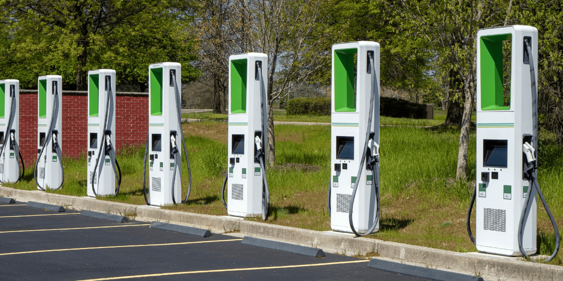 Mercedes-Benz wprowadza globalną sieć stacji ładowania dla pojazdów elektrycznych