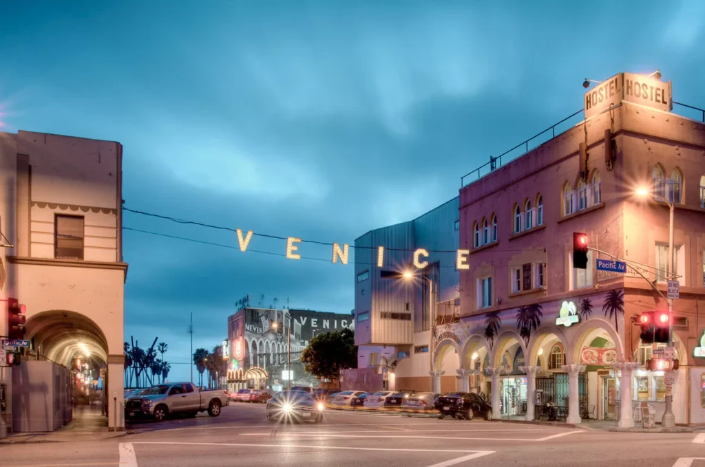 Zrozumieć znaki drogowe dla rowerzystów – przewodnik po oznakowaniu na trasach rowerowych