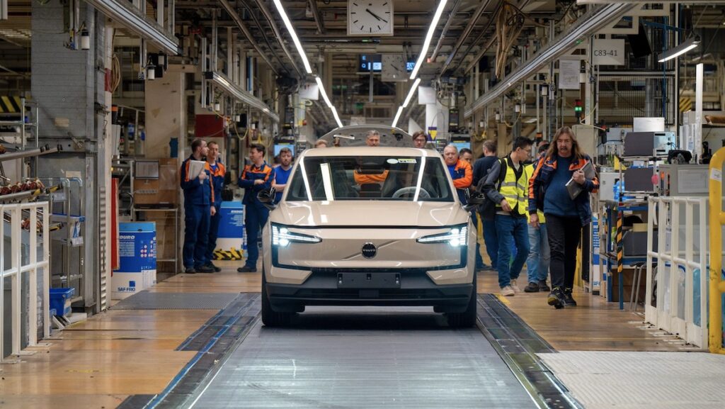 Volvo EX30 z belgijskiej fabryki: Nowa era europejskiego lidera w segmencie elektryków